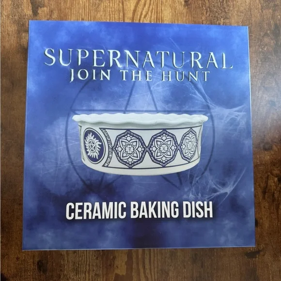 Supernatural Culturefly Baking Bundle Ceramic Baking Dish Towel Pie Server - Picture 6 of 11